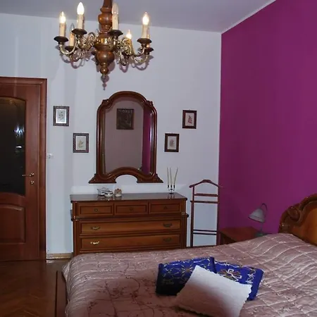 Apartament Grazioso In Zona Santa Rita